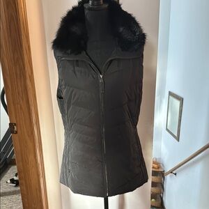 Talbots Black Quilted Vest with Faux Fur Collar